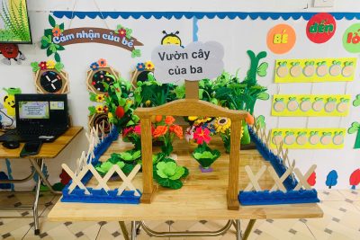 Tổ nhà trẻ tổ chức sinh hoạt chuyên môn lần 2 tháng 1